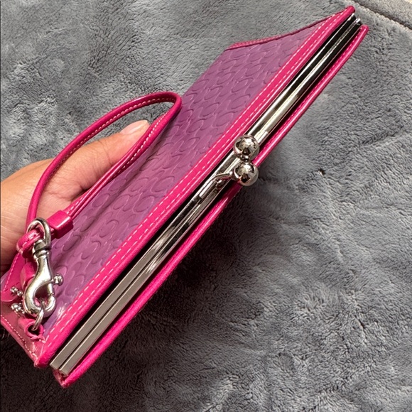 Coach small cc Clutch - Picture 6 of 11